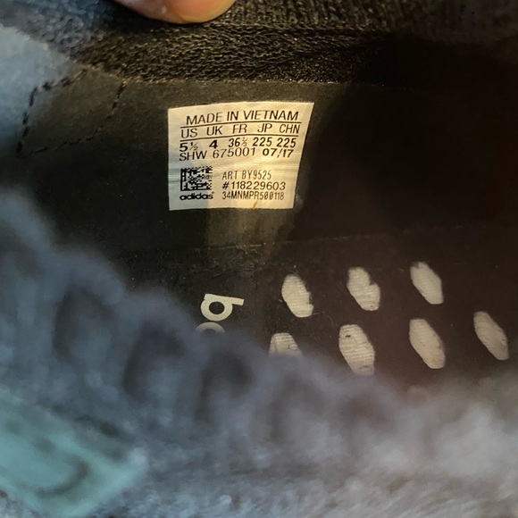 All black NMD R1 - Picture 5 of 5